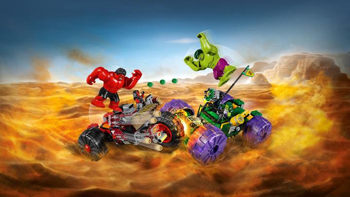 Actual product image LEGO Marvel Super Heroes Hulk vs Red Hulk (76078, LEGO Marvel)