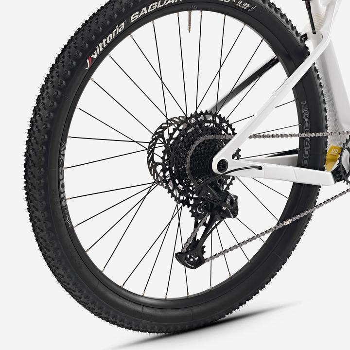 Actual product image Rockrider RACE 900