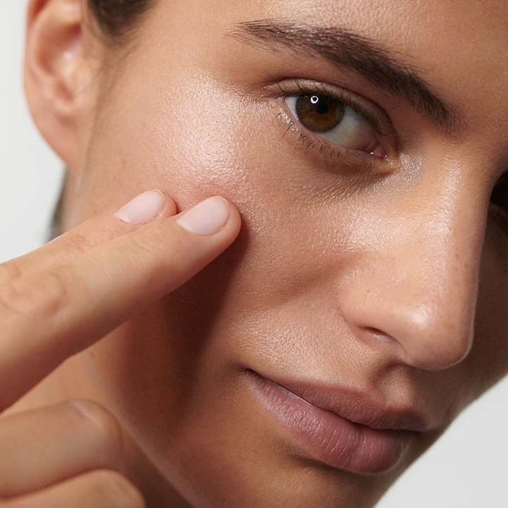 Immagine prodotto Dr. Hauschka Fluido illuminante (00 Traslucido)