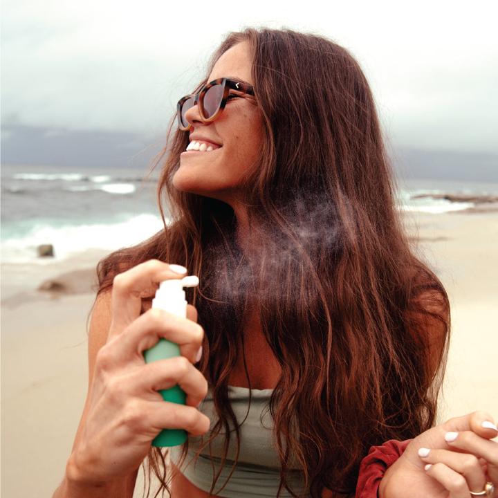 Produktbild Coola Suncare Scalp & Hair Mist (Sonnenstick, SPF 30, 60 ml, 60 g)