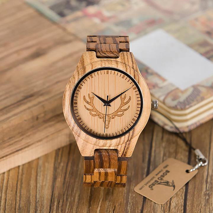Image du produit Natura Punto Montre sportive en bambou avec tête de cerf des bois, bracelet en bois (Montre de sport)