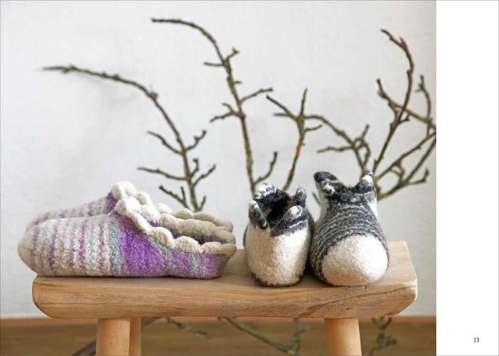 Produktbild Hausschuhe stricken & filzen (Deutsch, Sabine Abel, Karoline Hoffmeister, Annette Diepolder, 2023)