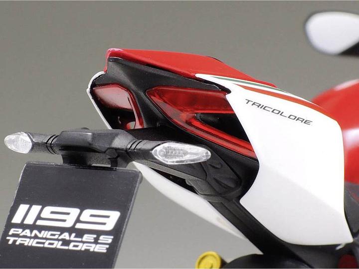 Immagine prodotto Tamiya Modello di moto 1:12 Ducati 1199 Panigale S Tricolore