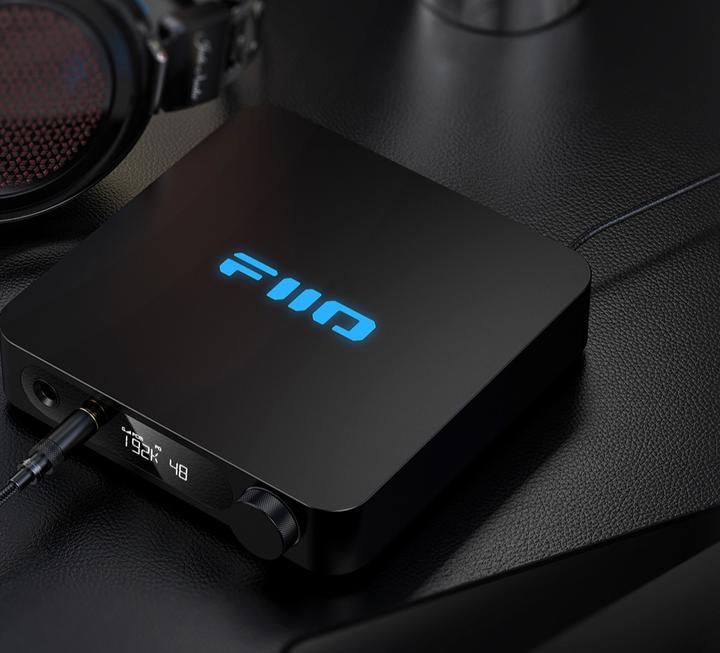 Actual product image FiiO K11 (gain switch, Display, USB-DAC)