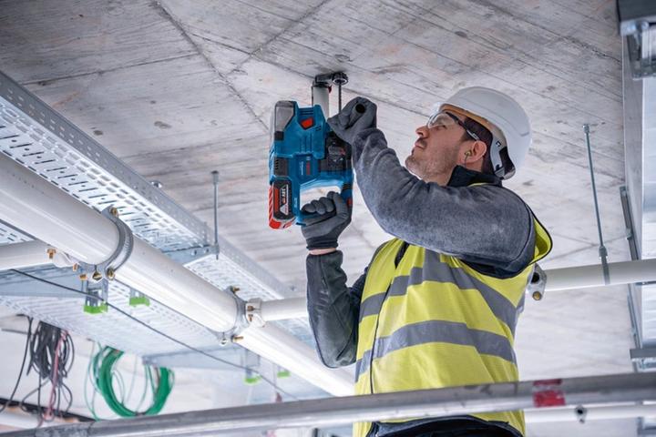 Produktbild Bosch Professional Akku-Bohrhammer mit SDS plus GBH 18V-22 (Akkubetrieb)