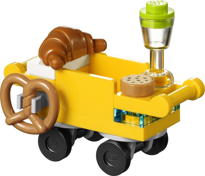 Actual product image LEGO Friends Heartlake Grand Hotel (41101, LEGO Friends)