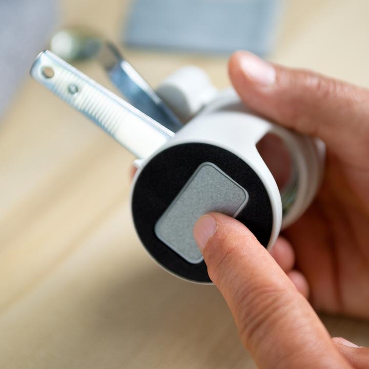 Produktbild InnovaGoods Nagelknipser mit LED-Licht, Lupe und Feile Clail