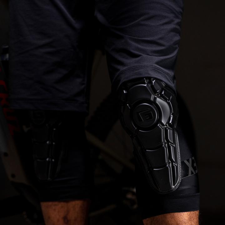 Produktbild G-Form Pro-X3 Knee Guards (M, Knieschoner, Paar)