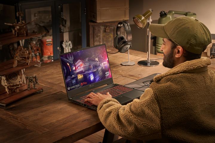 Produktbild ASUS TUF Gaming A17 (17.30", AMD Ryzen 7 7435HS, 16 GB, 1000 GB, DE)