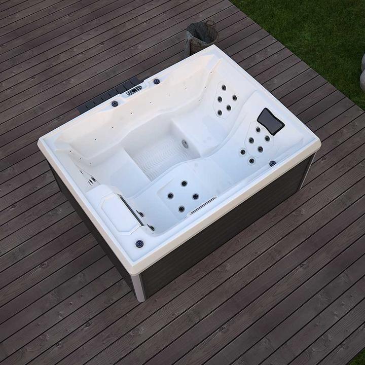 Produktbild Home Deluxe Outdoor Whirlpool HOME-STAR, 24 Massagedüsen LED, Treppe und Thermoabdeckung, 3 Personen (3 Pers.)