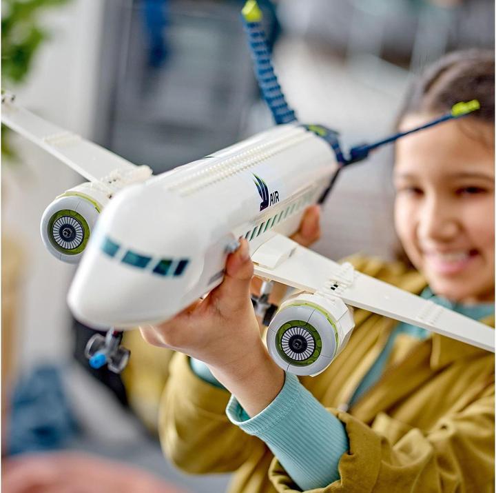 Produktbild LEGO Passagierflugzeug (60367, LEGO City)