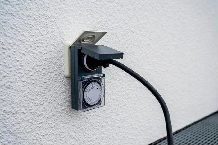 Produktbild Brennenstuhl Zeitschaltuhr MZ 44
