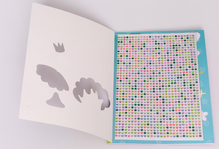 Image du produit Mon livre de coloriage avec des paillettes colorées. Dans la forêt des fées (Avec plus de 1.000