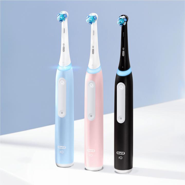 Actual product image Oral-B iO 3 (Oscillating toothbrush)