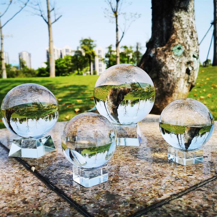 Produktbild Intirilife Glaskugel mit Ständer 50 mm