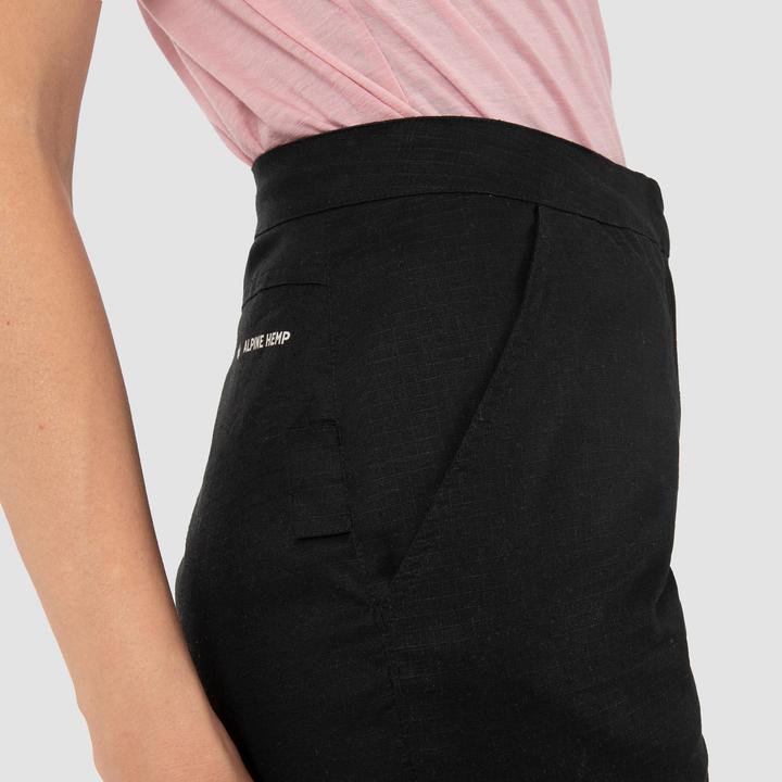 Actual product image Salewa LAVAREDO HEMP Ladies RIPSTOP PANTS. (42, XL)
