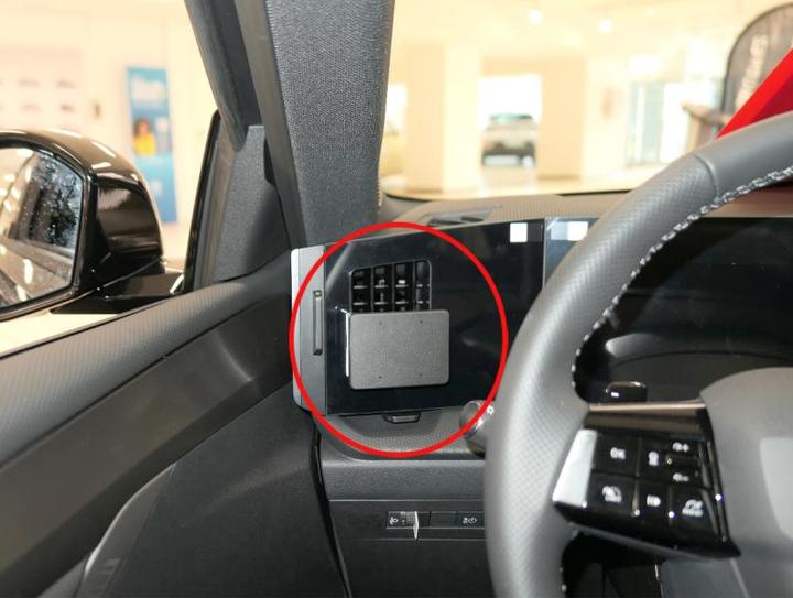 Actual product image Brodit 805856 Car Mount Opel Astra 22-