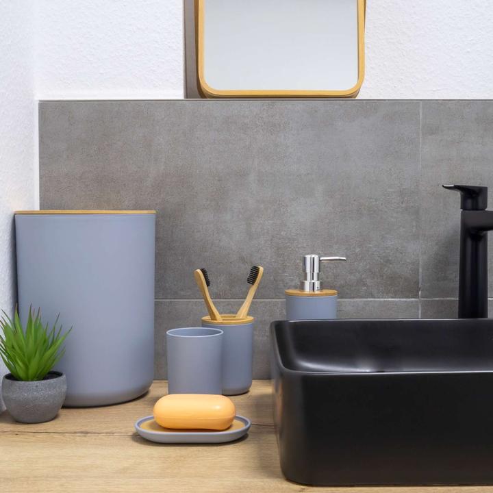 Actual product image Intirilife Badezimmer Zubehör Set inkl. Zahnputzbecher Seifenschale Seifenspender Toilettenbürste