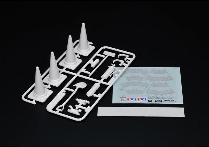 Produktbild Tamiya Accessory Set RC Trucks (Cones and Tools)