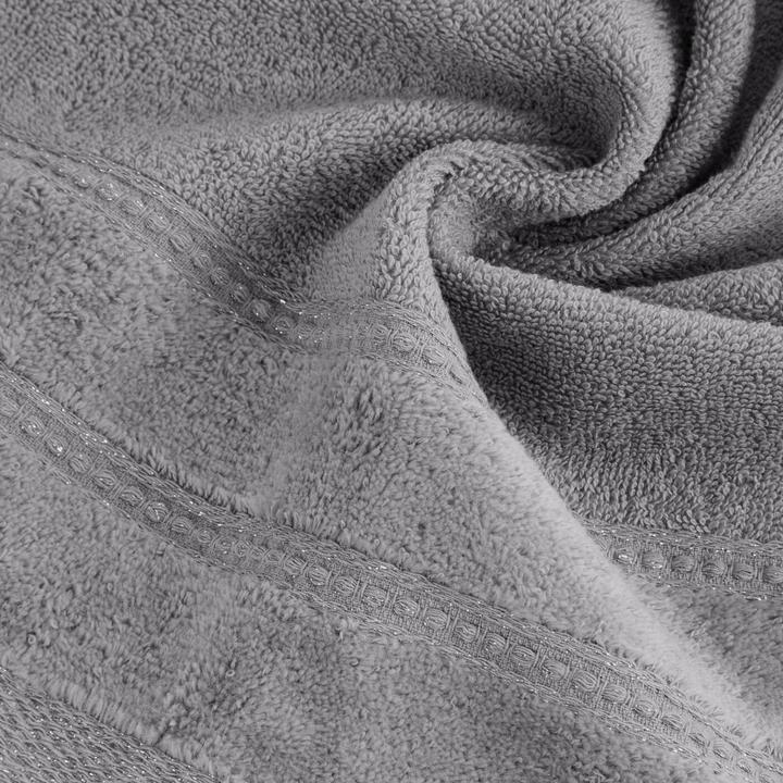 Actual product image Eurofirany Towel with velvet edge, interwoven with shiny thread, 500 g/m2, 70 x 140 cm (70 x 140 cm)