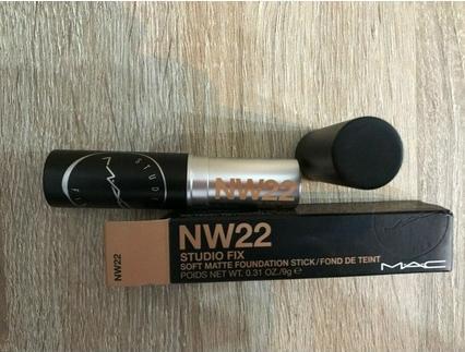 Produktbild MAC Cosmetics Studio Fix Soft Matte Foundation Stick (NW22)
