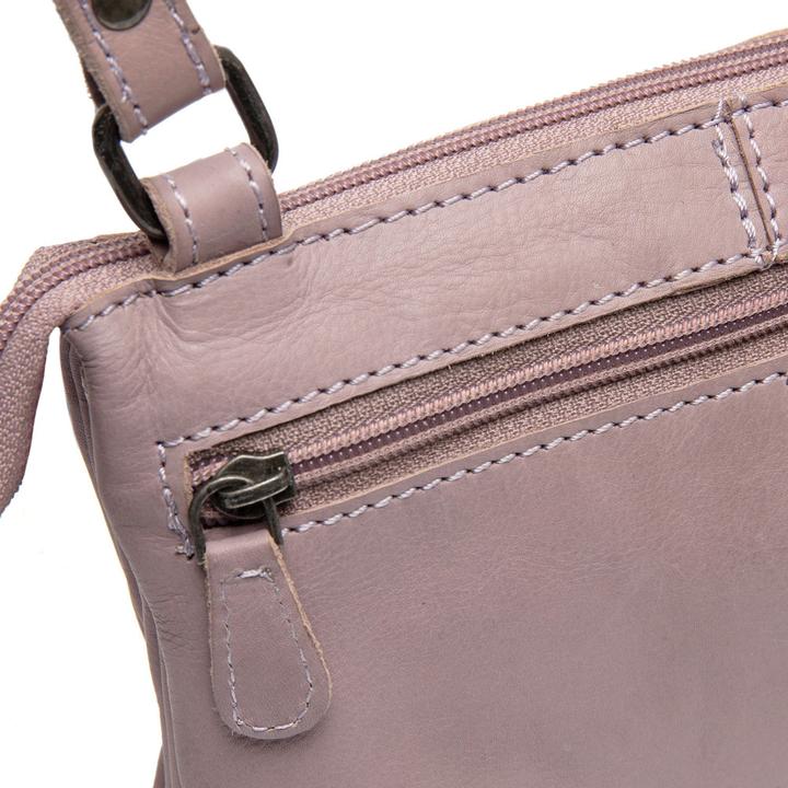 Actual product image The Chesterfield Brand Osaka Umhängetasche Leder 22 cm