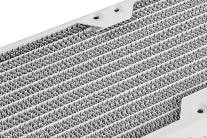 Actual product image Corsair Hydro X Series XR5 (120 mm)
