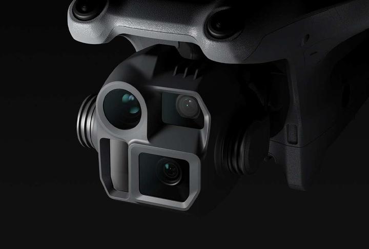 Image du produit DJI Matrice 4D für das Dock 3 (47 min, 20 Mpx)