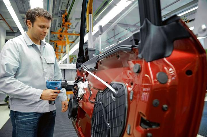Produktbild Bosch Professional Industrie-Akkuschrauber EXACT 12V-6-670 (Akkubetrieb)