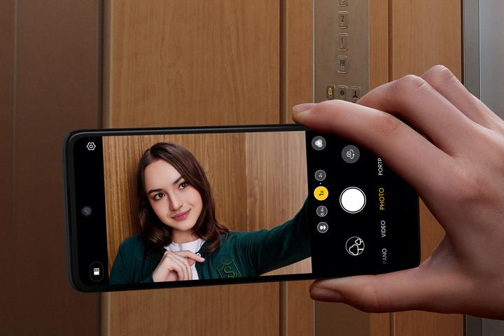 Actual product image TCL 50 5G (128 GB, Space grey, 6.60", SIM + eSIM, 50 Mpx, 5G)