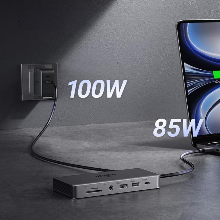 Actual product image Ugreen HUB CM681 15978 13in1 USB-C - 2x USB-A 3.2 / 2x USB-A 3.0 / USB-C 3.2 / 2x HDMI / DisplayPort (USB-C, 13 Ports)