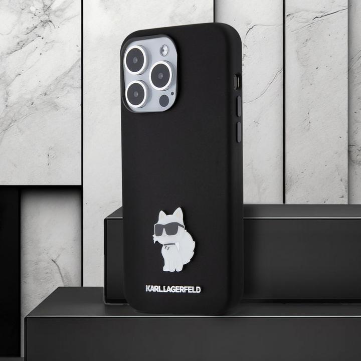 Image du produit Karl Lagerfeld KLHCP15LSMHCNPK iPhone 15 Pro 6.1" czarny/black Silicone Choupette Metal Pin (Apple iPhone 15 Pro)