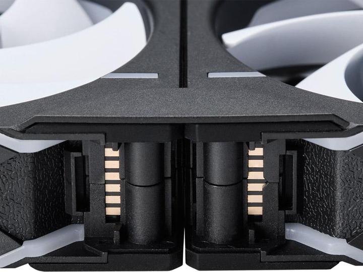 Actual product image Phanteks D30 PWM Reverse Airflow (120 mm, 1 x)