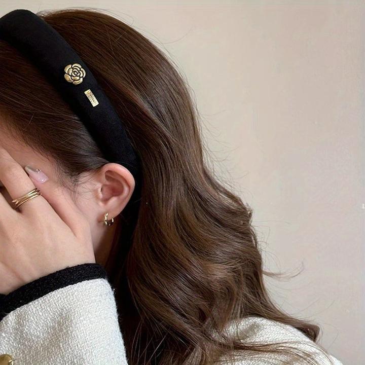 Actual product image Alopini Elegant velvet flower headband - vintage-inspired, fashionable hair accessory