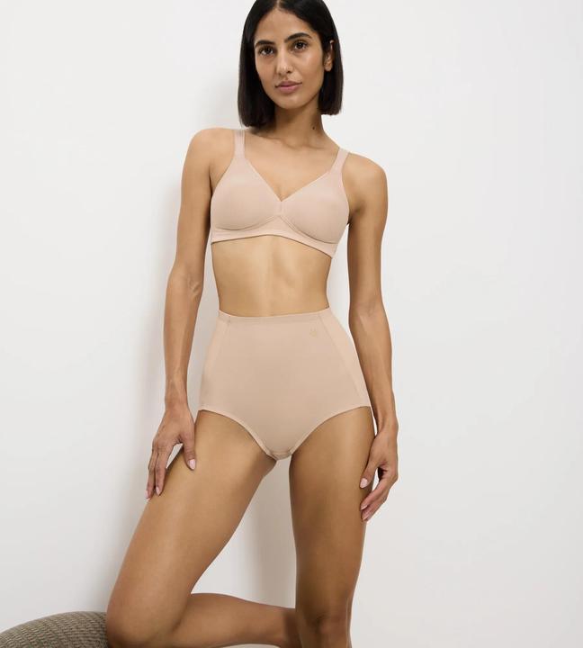 Actual product image Triumph Becca High Panty (75, Single pack)
