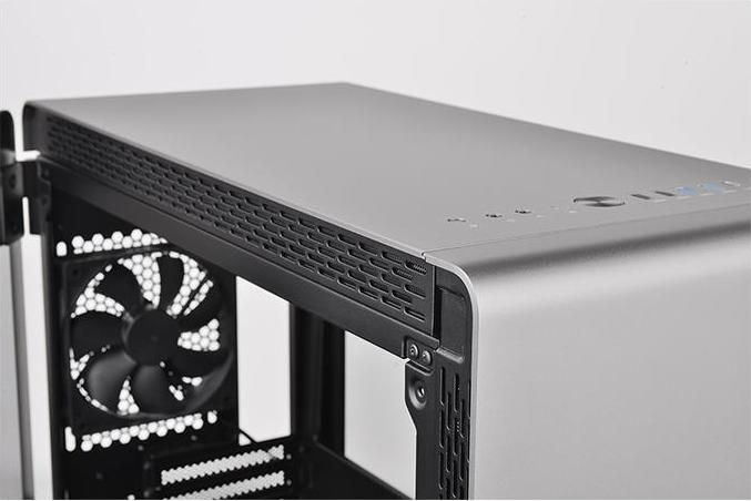 Actual product image Thermaltake A500 (ATX)