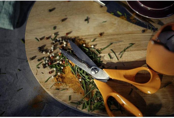 Actual product image Fiskars Kitchen scissors, 18cm (18 cm)