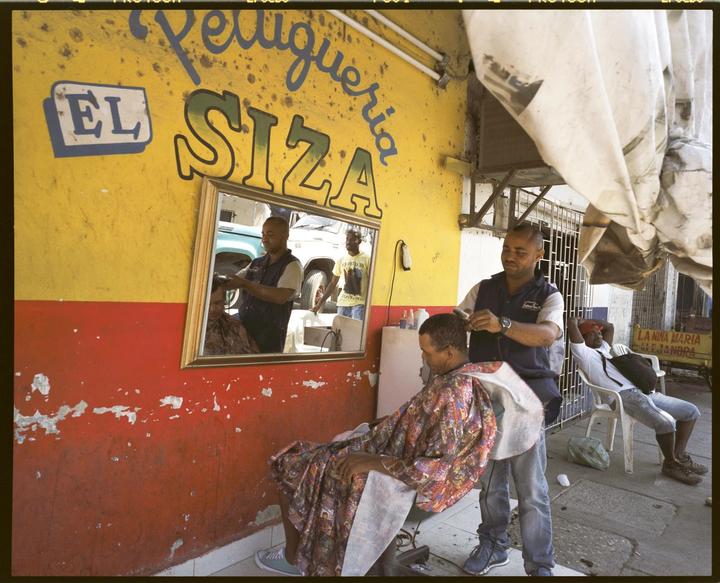 Actual product image Eine Reise um die Welt in 365 Bildern (German, Magnum Photos S.A.R.L., 2017)