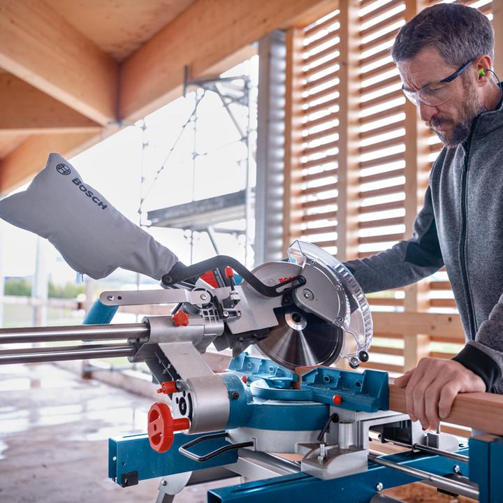 Productafbeelding Bosch Professional BOSC accu afkort- en verstekzaag