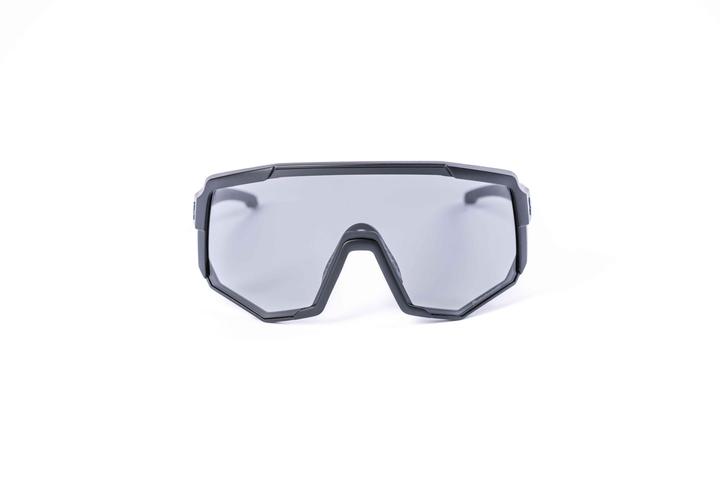 Actual product image Coast Optics Nita XL Sportbrille schwarz mit Photochromen Glas (Black)