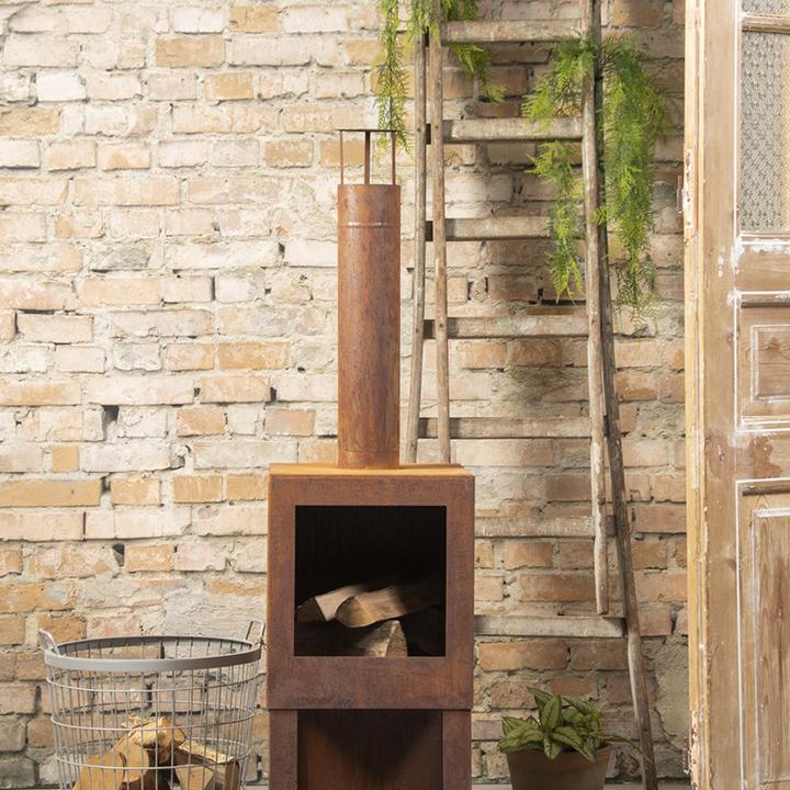 Actual product image Esschert Design Terrassenofen mit Holzlager, Rostbraun