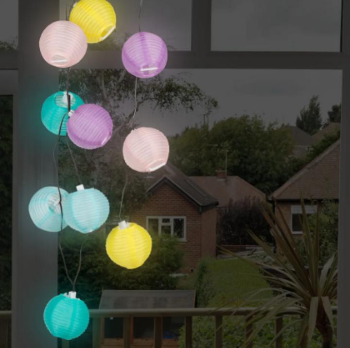 Produktbild Grundig Solarbetriebene LED 240cm (2.40 m)