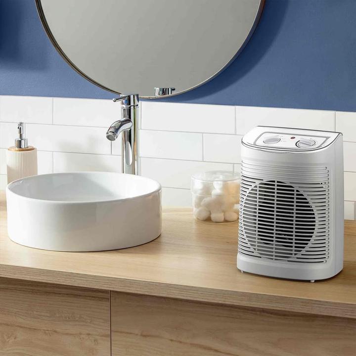 Immagine prodotto Rowenta Instant Comfort Aqua (2400 W)