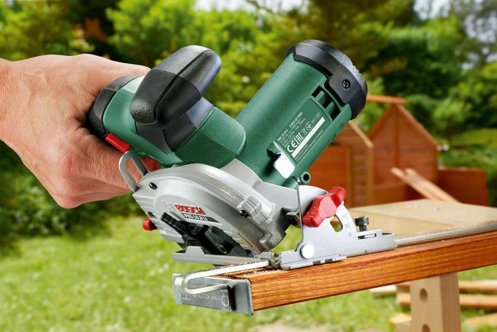 Produktbild Bosch Home & Garden Mini-Handkreissäge PKS 10.8 LI