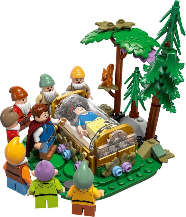 Actual product image LEGO The hut of Snow White and the Seven Dwarfs (43242, LEGO Disney)