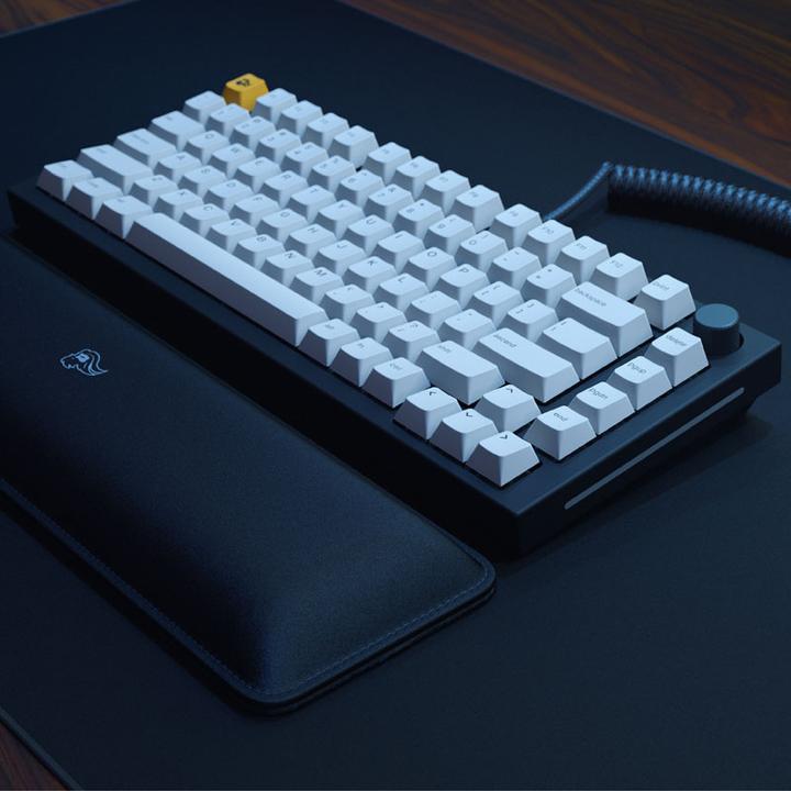 Actual product image Glorious PC Gaming Race GMMK Pro (US, Cable)