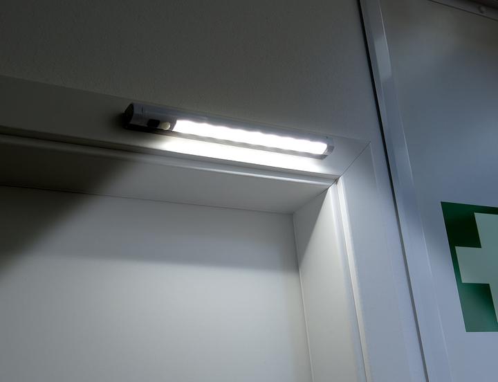 Immagine prodotto Lunartec Striscia luminosa girevole, rilevatore di movimento, 9 LED SMD bianco luce del giorno
