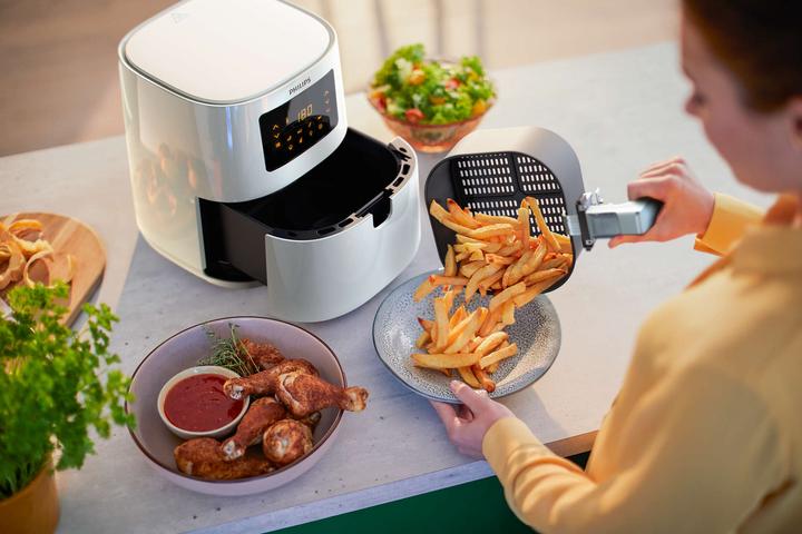 Actual product image Philips Essential