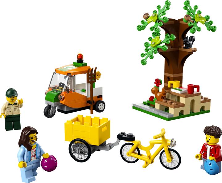 Actual product image LEGO City - Picnic in the Park (60326, LEGO City)