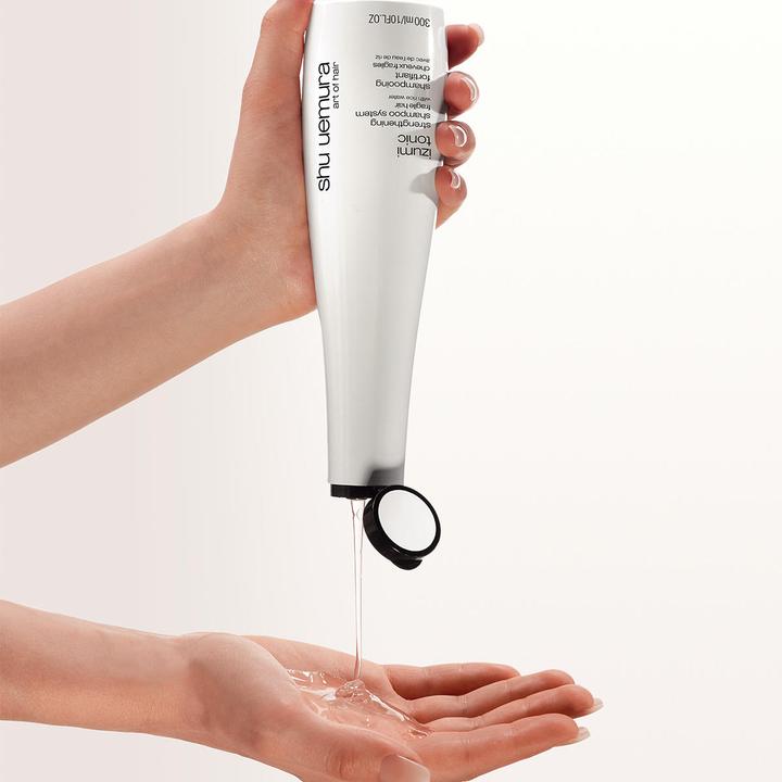 Actual product image Shu Uemura Izumi Tonic (300 ml, Liquid shampoo)